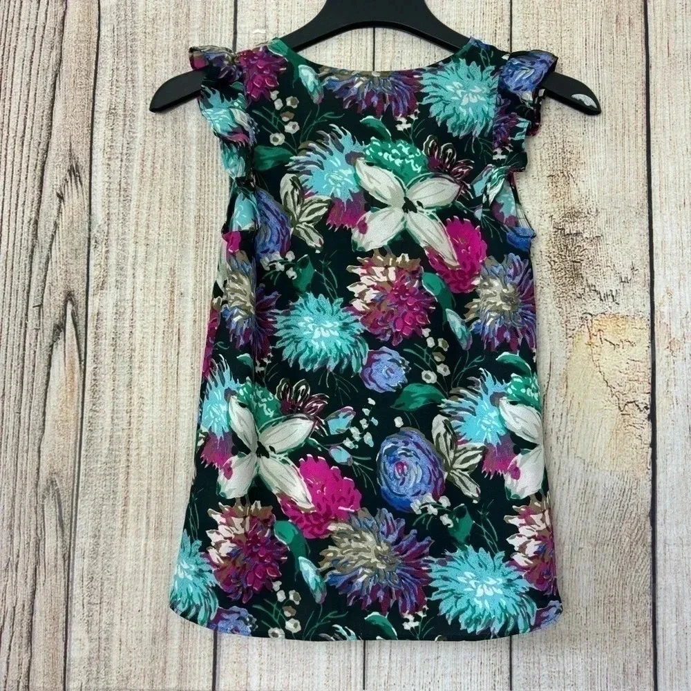 J.crew Womens Printed sleeveless Ruffle tops size 2